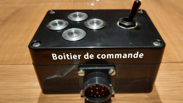 Boitier de commande pour relais coax VHF UHF SPDT et SP4T