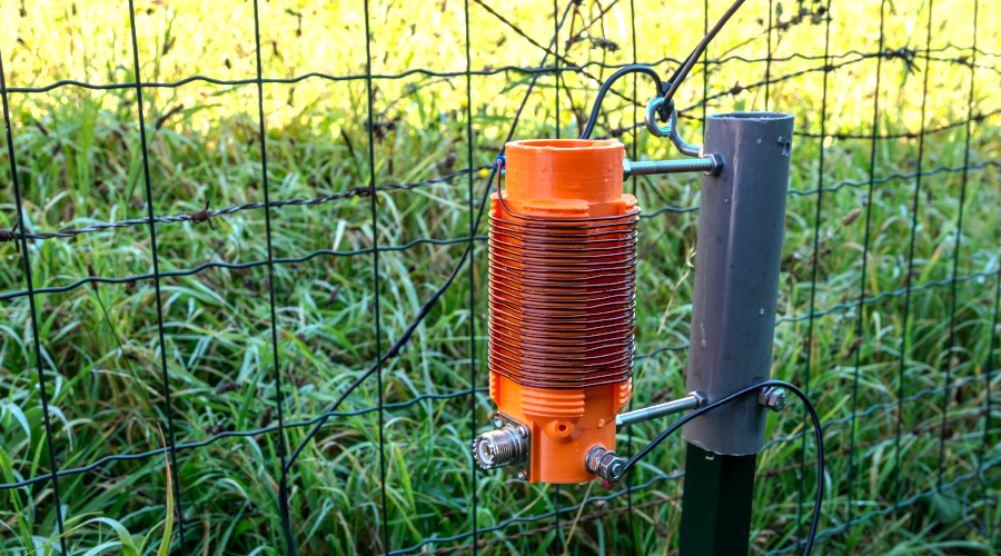 Antenne verticale raccourcie monopôle